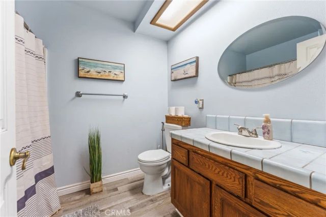 6861 Oak Hill Road, Oak Hills, CA 92344
