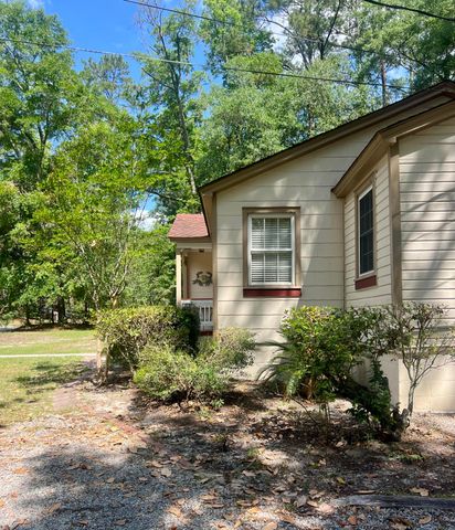 200 Lands End Road, Walterboro, SC 29488