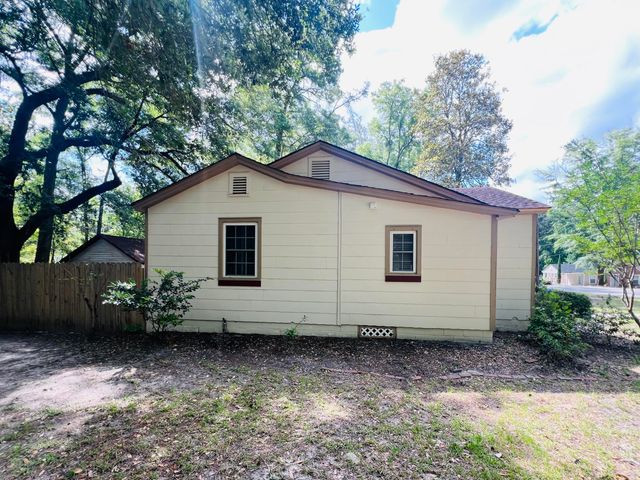 200 Lands End Road, Walterboro, SC 29488