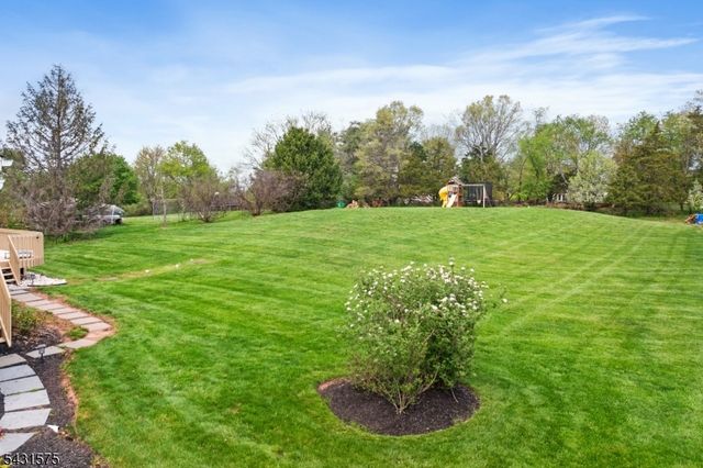 86 Carriage Trl, Montgomery Twp., NJ 08502