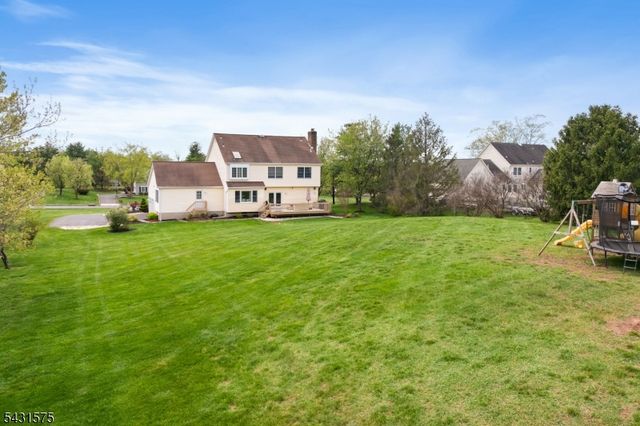 86 Carriage Trl, Montgomery Twp., NJ 08502