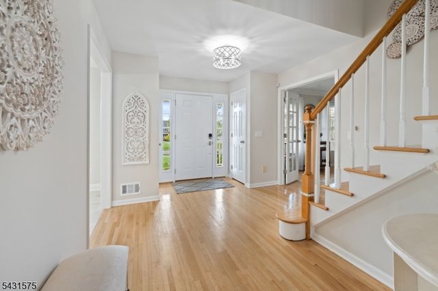 86 Carriage Trl, Montgomery Twp., NJ 08502
