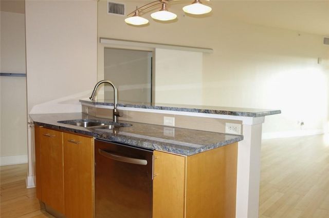 603 Davis ST 1409, Austin, TX 78701