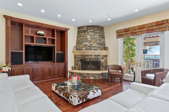 11755 Collar Avenue, Tustin, CA 92782