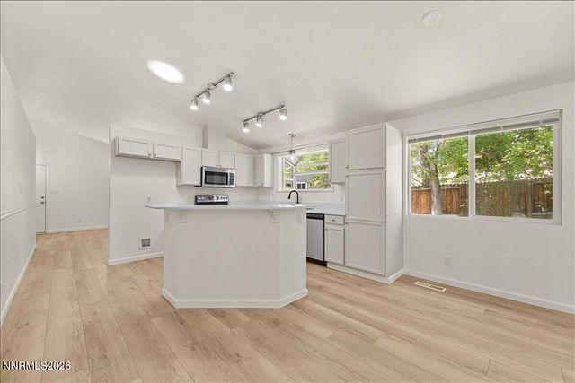 6913 Tesoro Court, Reno, NV 89523