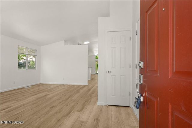 6913 Tesoro Court, Reno, NV 89523