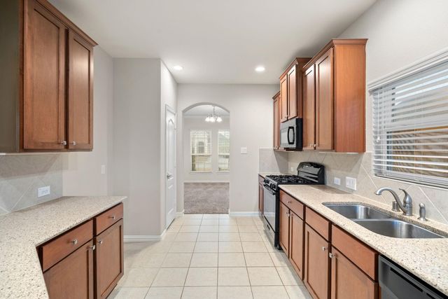 135 San Bernard Drive Drive, Baytown, TX 77523