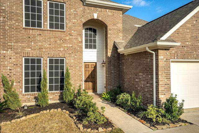 135 San Bernard Drive Drive, Baytown, TX 77523