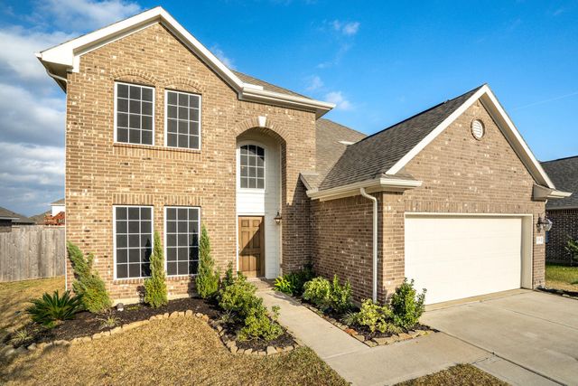 135 San Bernard Drive Drive, Baytown, TX 77523