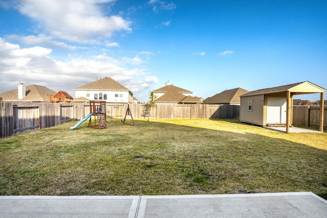 135 San Bernard Drive Drive, Baytown, TX 77523