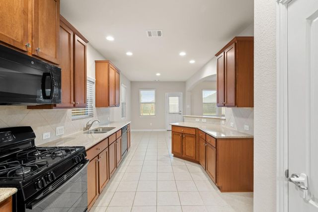 135 San Bernard Drive Drive, Baytown, TX 77523