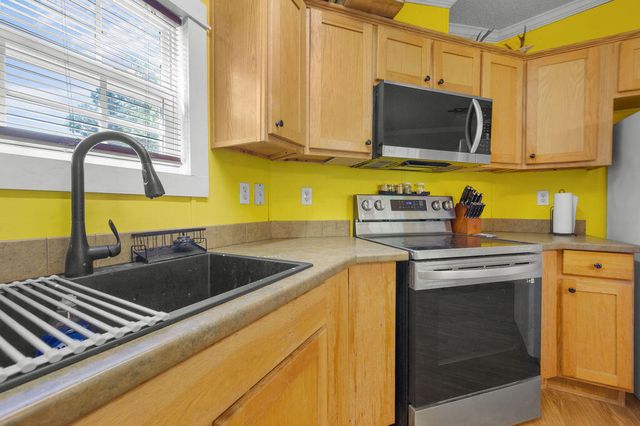 281 Methodist Landing Rd, Leesville, LA 71446