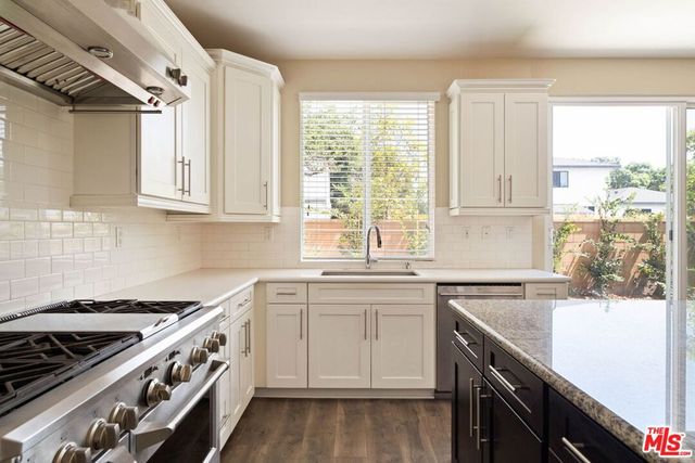 5929 Spelthorne Lane, Los Angeles, CA 90034