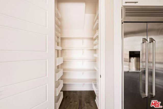 5929 Spelthorne Lane, Los Angeles, CA 90034