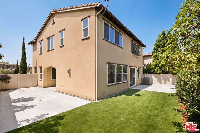 5929 Spelthorne Lane, Los Angeles, CA 90034