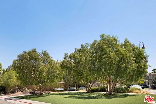 5929 Spelthorne Lane, Los Angeles, CA 90034