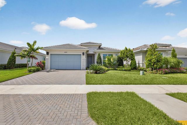 10033 Regency Way, Palm Beach Gardens, FL 33412