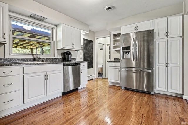 2910 Greenleaf Boulevard, Elkhart, IN 46514