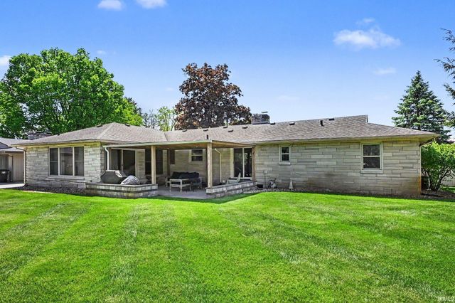 2910 Greenleaf Boulevard, Elkhart, IN 46514