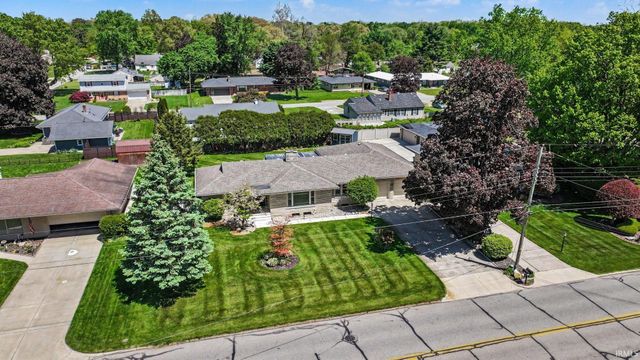 2910 Greenleaf Boulevard, Elkhart, IN 46514