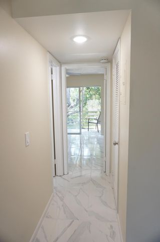 33 Windsor B, West Palm Beach, FL 33417