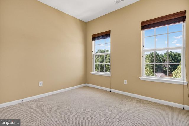 26 GRACE DR, Marlton, NJ 08053