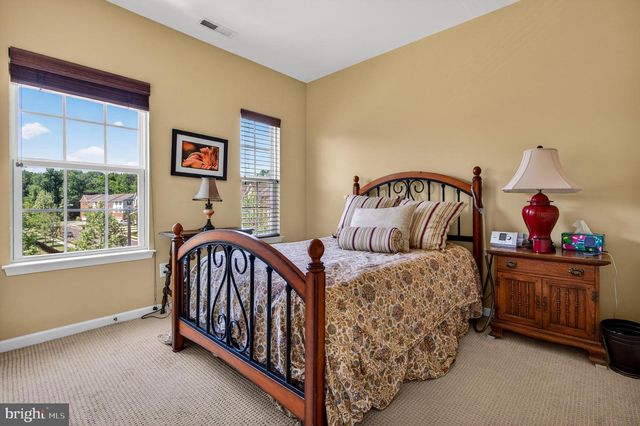 26 GRACE DR, Marlton, NJ 08053