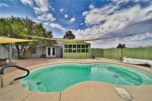 2910 Sunset Street, Pahrump, NV 89060