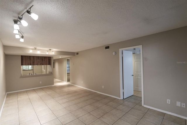 4957 PURITAN CIRCLE 403, Tampa, FL 33617