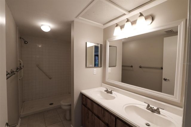 4957 PURITAN CIRCLE 403, Tampa, FL 33617