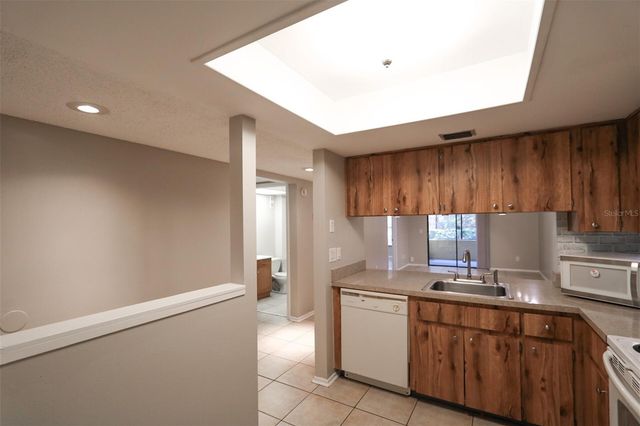 4957 PURITAN CIRCLE 403, Tampa, FL 33617