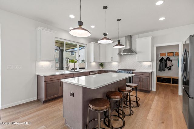 2025 W Domaine Dr, Coeur D'alene, ID 83815
