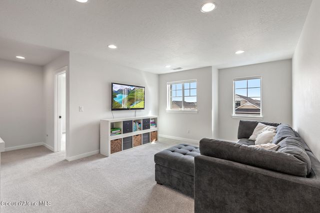 2025 W Domaine Dr, Coeur D'alene, ID 83815