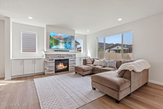 2025 W Domaine Dr, Coeur D'alene, ID 83815