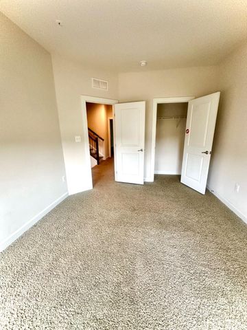 20674 DUXBURY TER, Ashburn, VA 20147