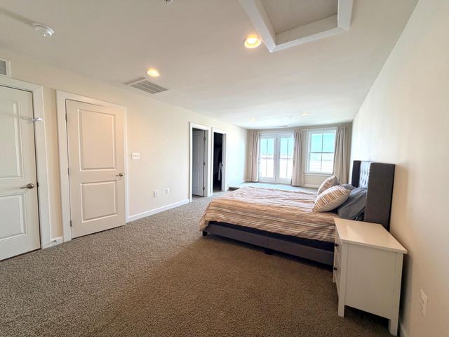 20674 DUXBURY TER, Ashburn, VA 20147