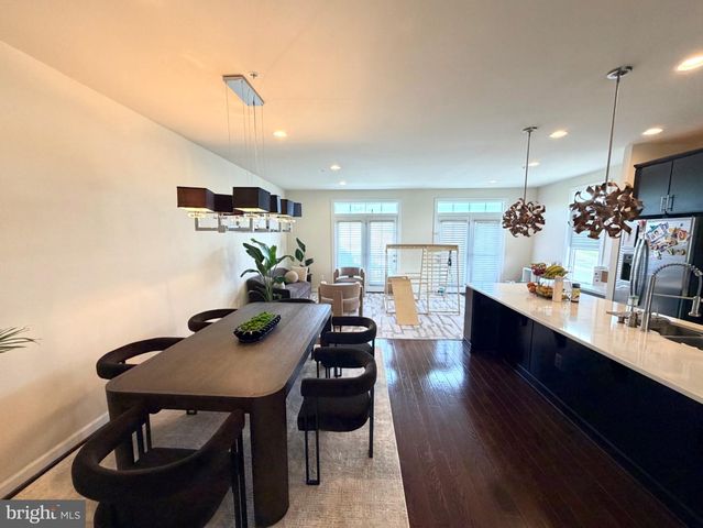 20674 DUXBURY TER, Ashburn, VA 20147