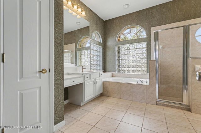 6146 Arlington Circle, Melbourne, FL 32940