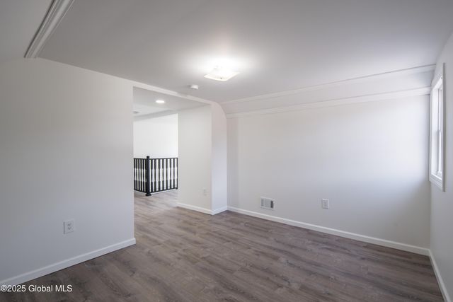 135 Freemans Bridge Road, Glenville, NY 12302