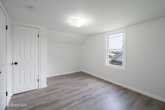 135 Freemans Bridge Road, Glenville, NY 12302