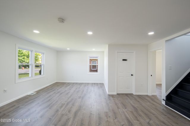 135 Freemans Bridge Road, Glenville, NY 12302