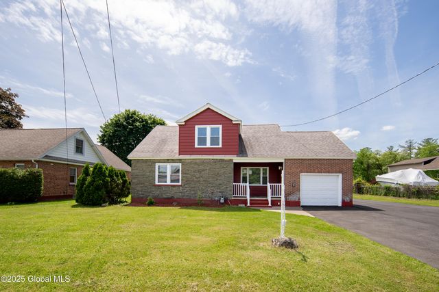 135 Freemans Bridge Road, Glenville, NY 12302