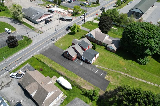 135 Freemans Bridge Road, Glenville, NY 12302