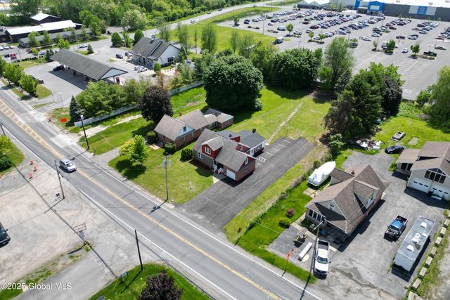 135 Freemans Bridge Road, Glenville, NY 12302