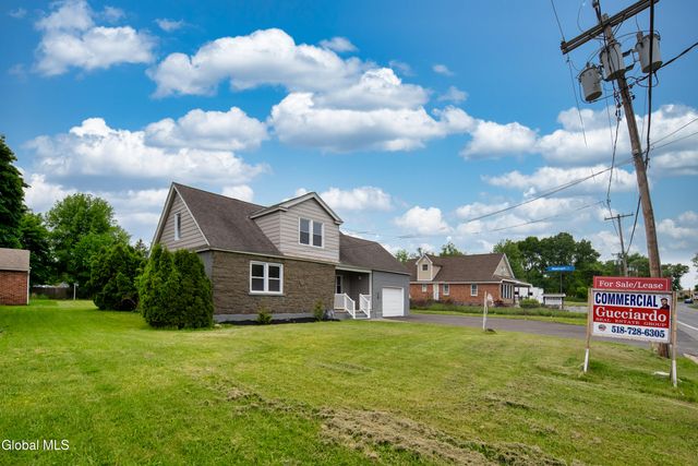 135 Freemans Bridge Road, Glenville, NY 12302