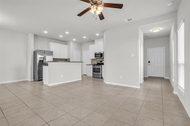 132 Camelot Place Court, Conroe, TX 77304