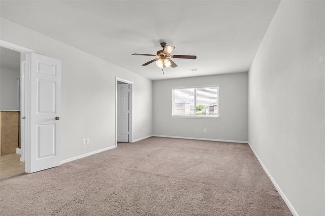 132 Camelot Place Court, Conroe, TX 77304