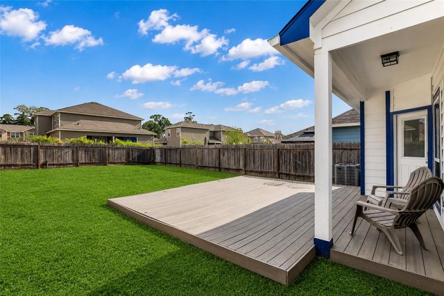 132 Camelot Place Court, Conroe, TX 77304