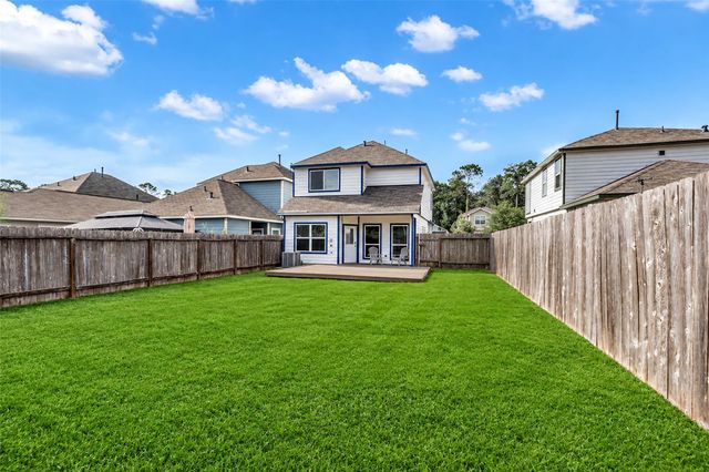 132 Camelot Place Court, Conroe, TX 77304