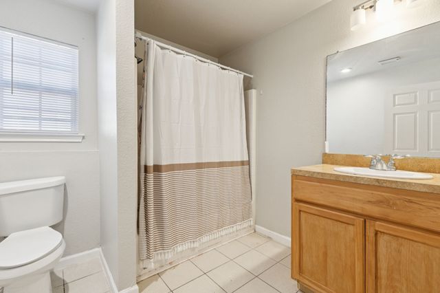 2710 Silkwood Street, Dallas, TX 75215